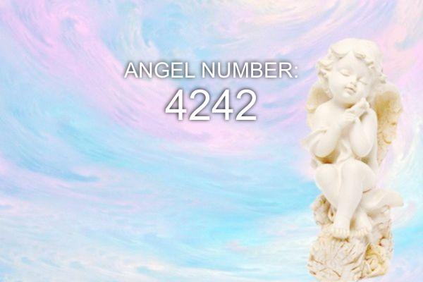 4242 Ängelnummer – betydelse och symbolik